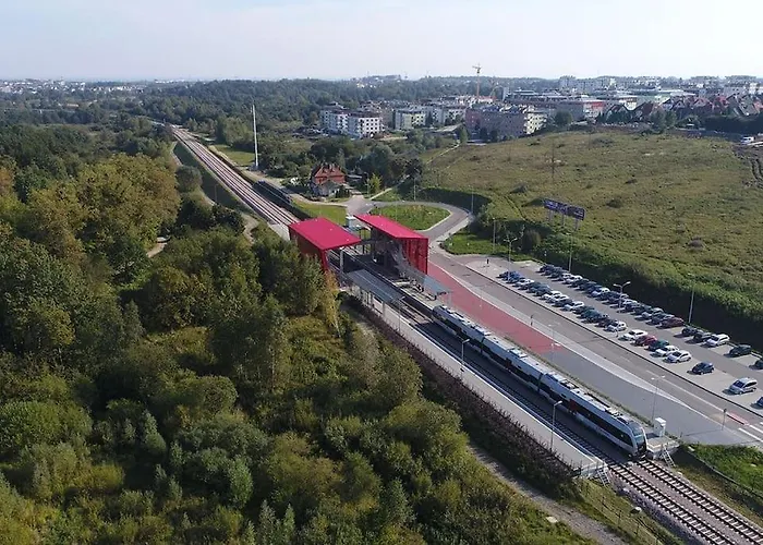Live Like A Local Hanging Gardens גדנסק