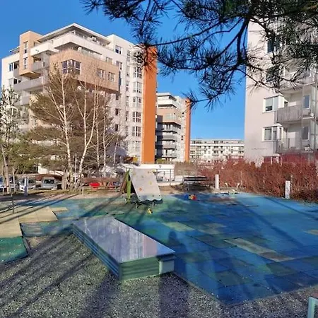 Live Like A Local Hanging Gardens Апартаменты Гданьск